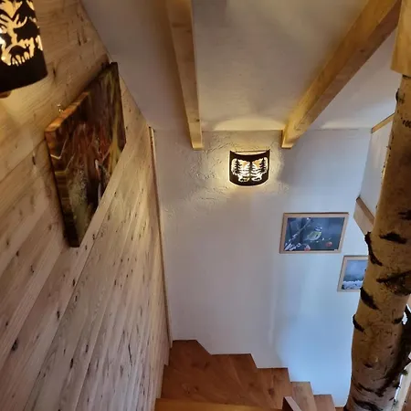 Estatico 1 - T2 Duplex Sleeps 4 * Nevache
