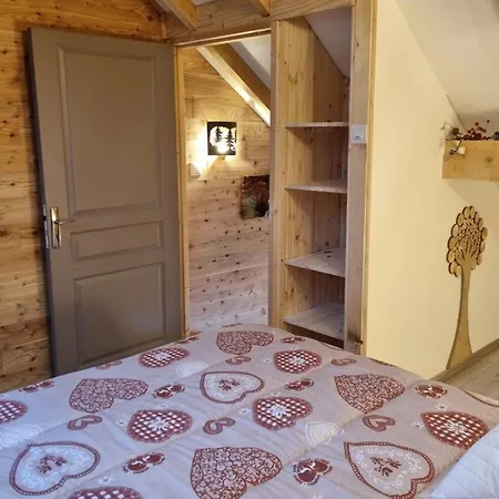 Estatico 1 - T2 Duplex Sleeps 4 Apartment Nevache