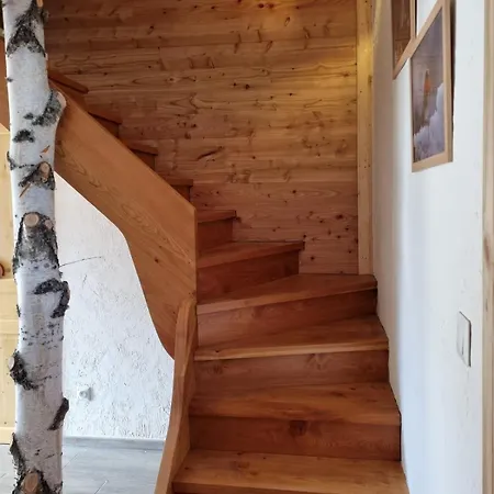 Estatico 1 - T2 Duplex Sleeps 4 Apartment *